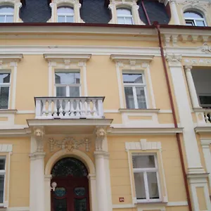 https://apartments-u-zlate-koruny.marianskelaznehotels.net