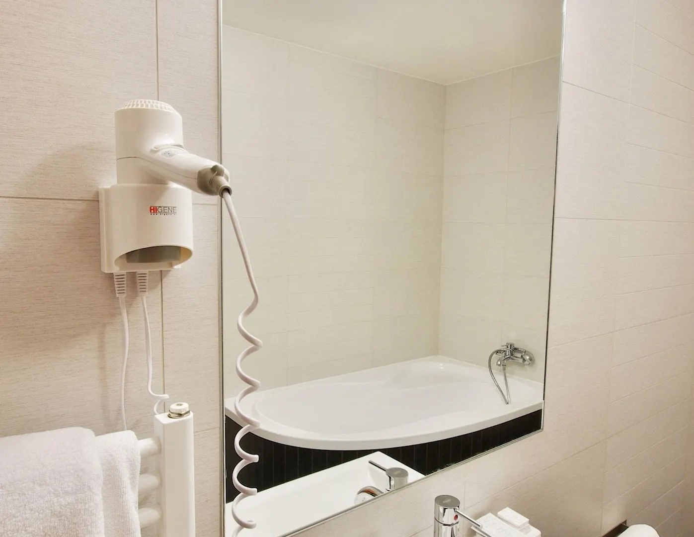 Adeba Hotel Prague 3*,