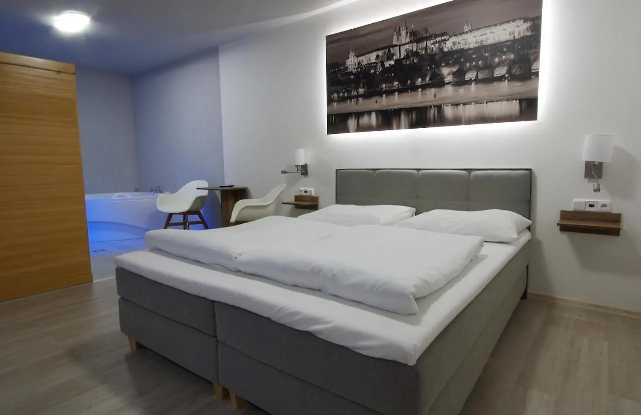 Adeba Plus Prague Hotel